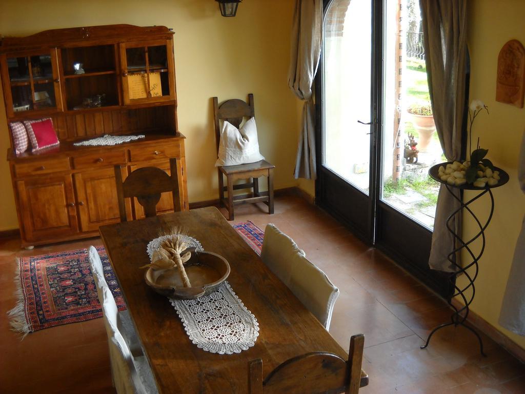 バーニョ・ア・リポリ Casale Asciolo Bed & Breakfast 部屋 写真